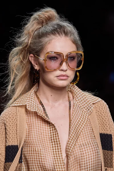 Look 101